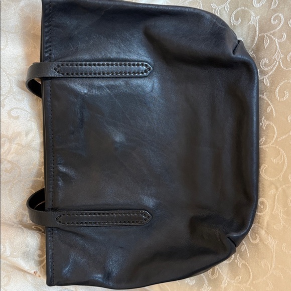 FOUNT Elegant Black Leather Tote 15” wide, 10” height, excellent - Picture 6 of 16